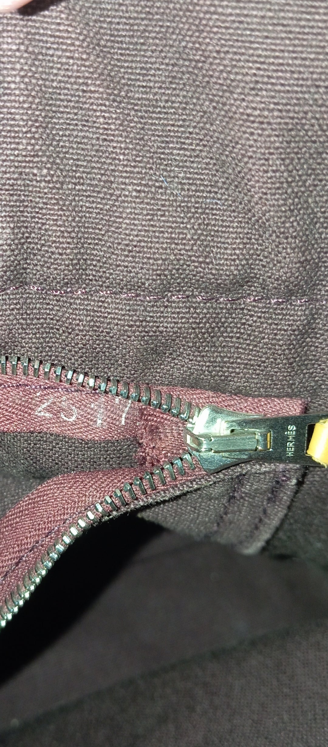 Hermès hitelesítés